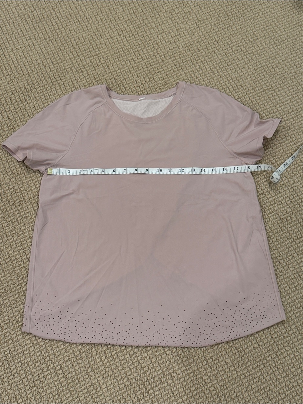 lululemon athletica Mauve Short Sleeve Active Tee